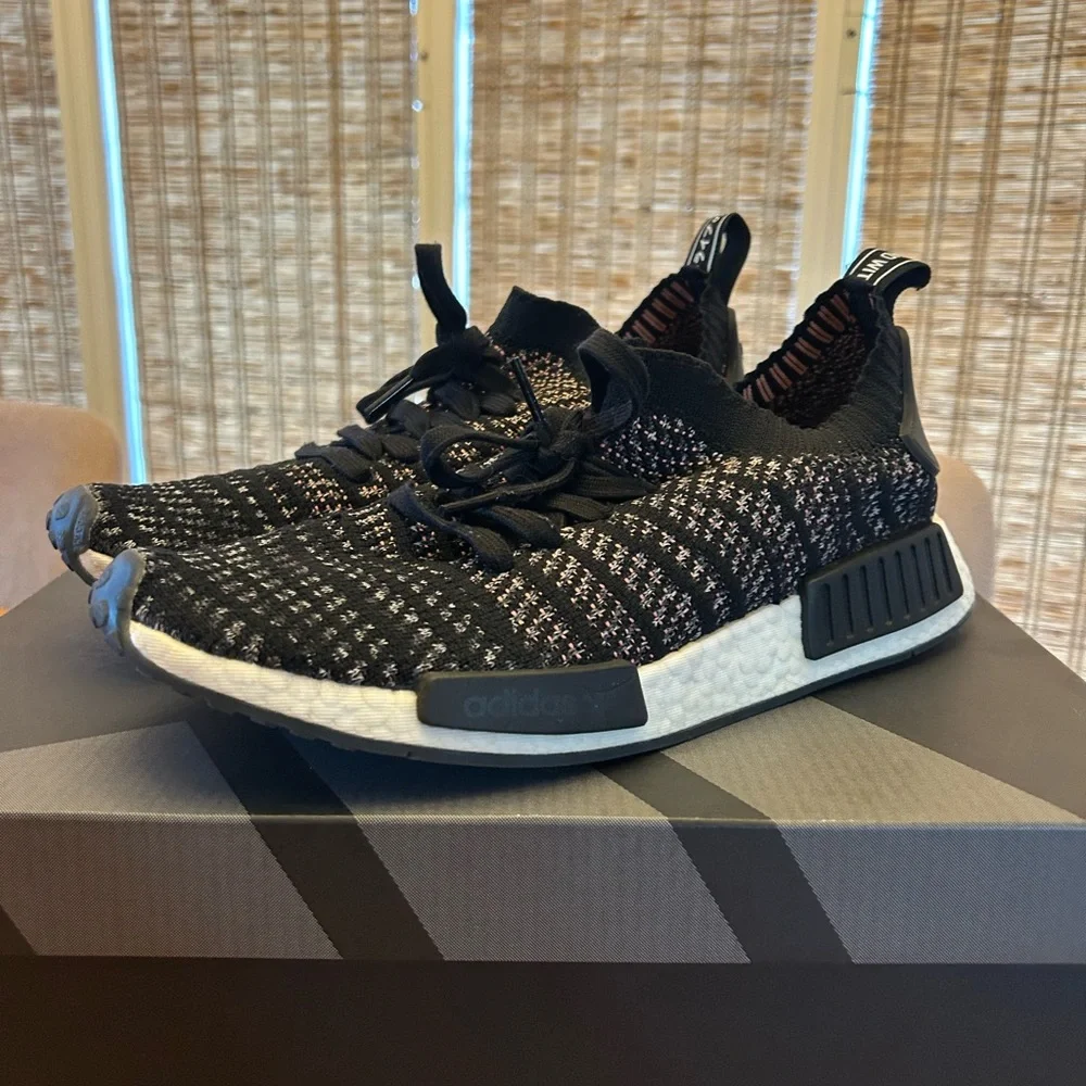 Adidas NMD_R1 Primeknit sneakers